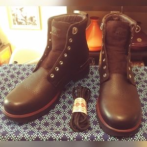 Mens Sorel Dark Brown Leather Boots size 11